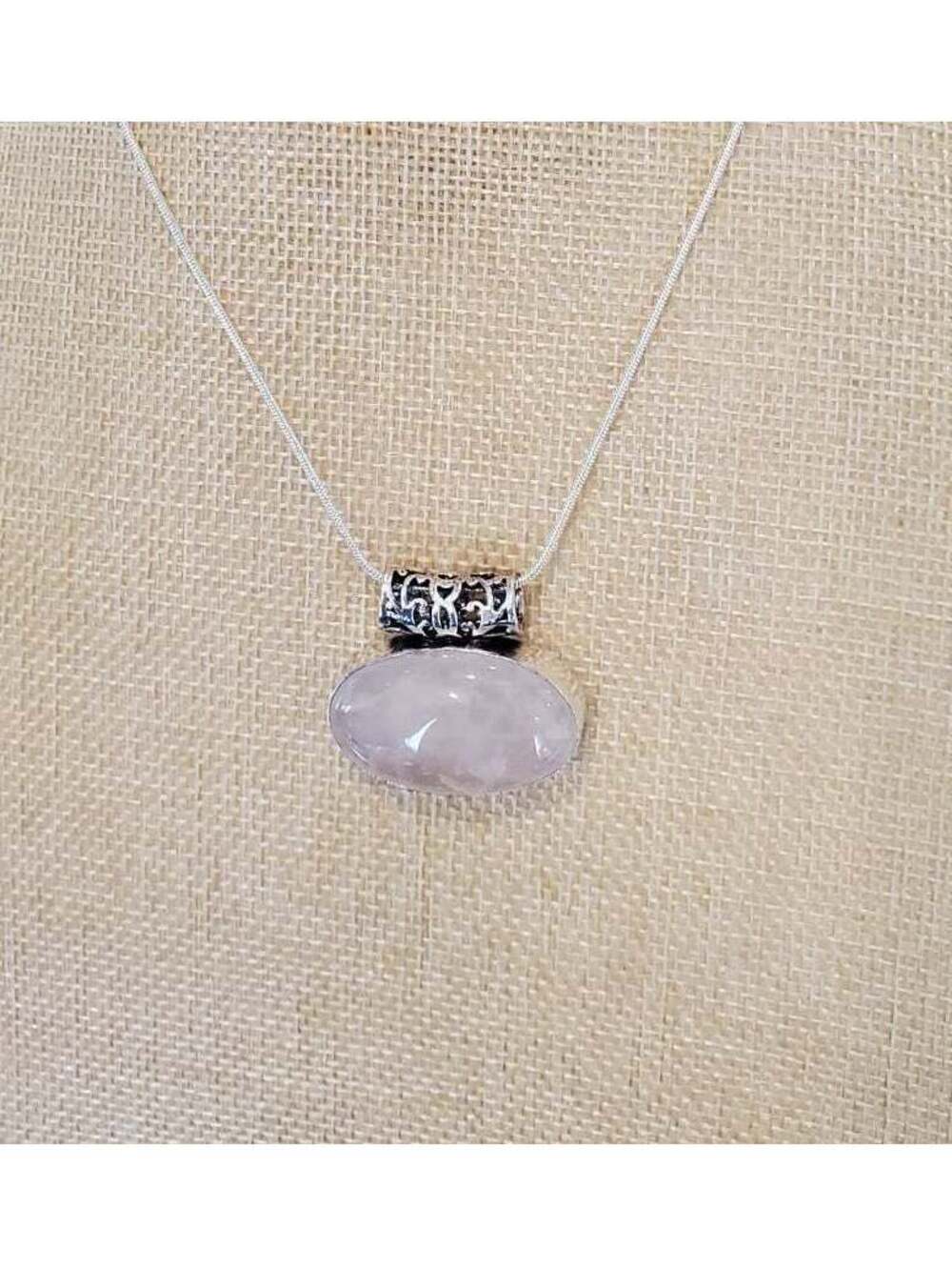 Pink Rose quartz silver necklace